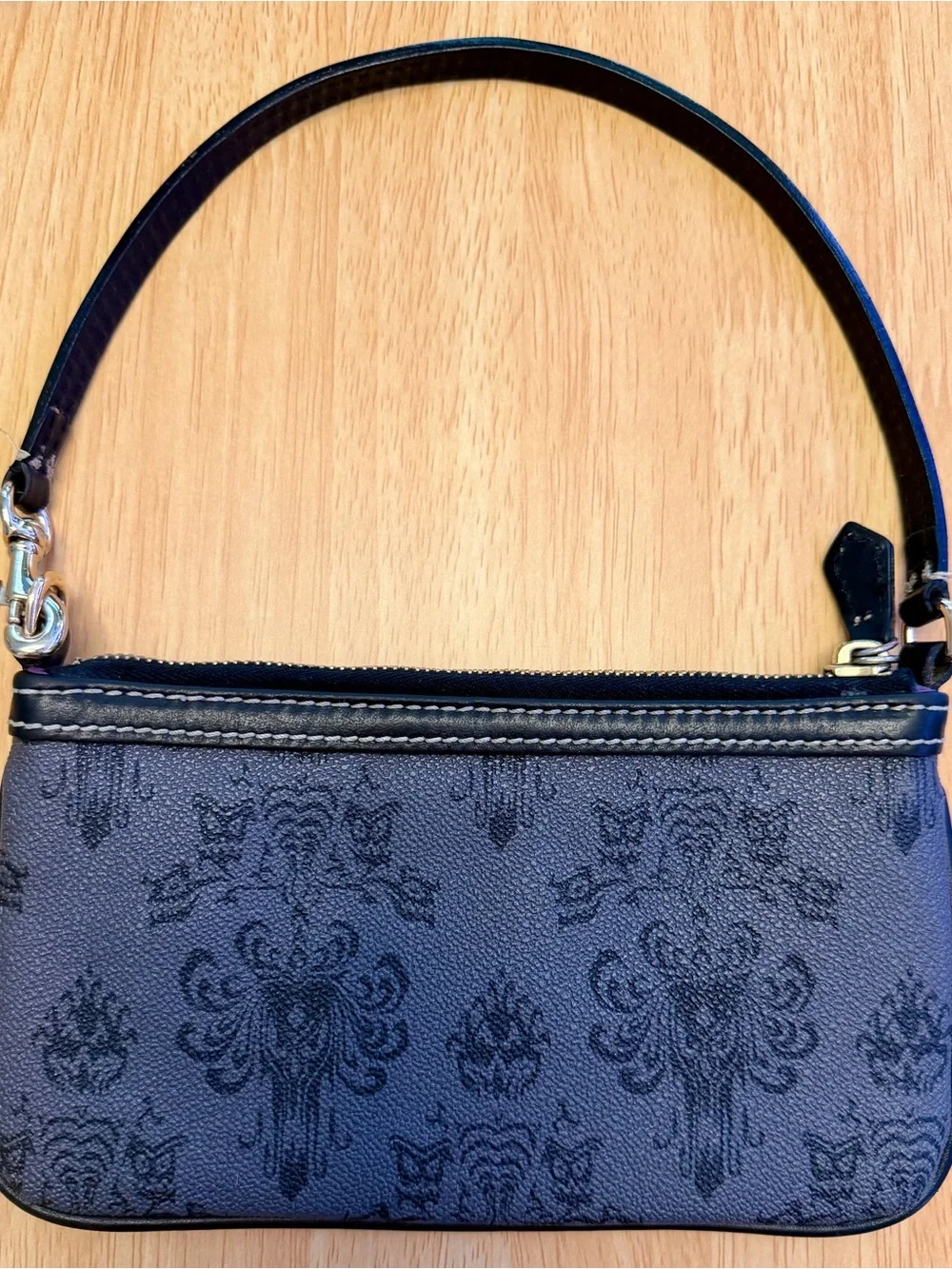 Disney Parks Original Dooney & Bourke Black/Gray Haunted Mansion Wristlet - RARE